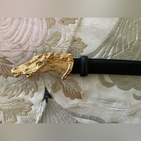 Wathne Equestrian Buckle Two Racing Horses Black Lizard Embossed Belt - Picture 3 of 6